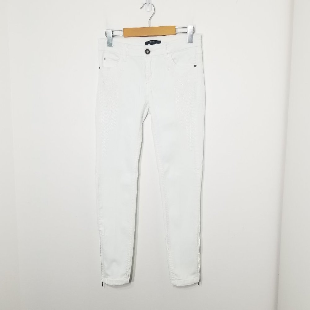 Forever 21 White Skinny Jeans Pocket Embroidered Design Jeans Zipper Ankle Sz 25